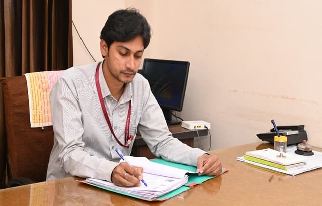 શ્રી નિરવકુમાર બાબુભાઈ પ્રજાપતિ