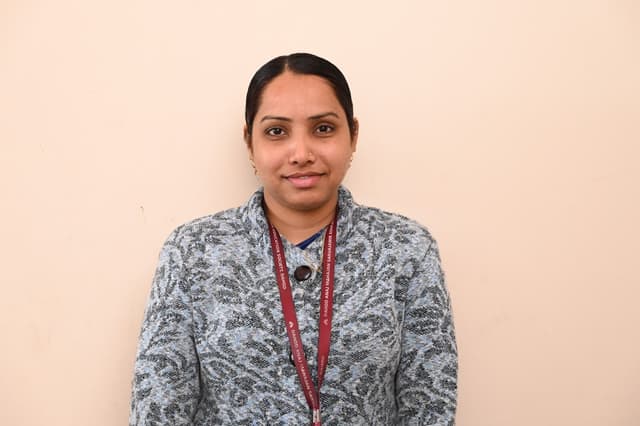 કુ. રેખાબેન રમેશભાઈ બારીઆ